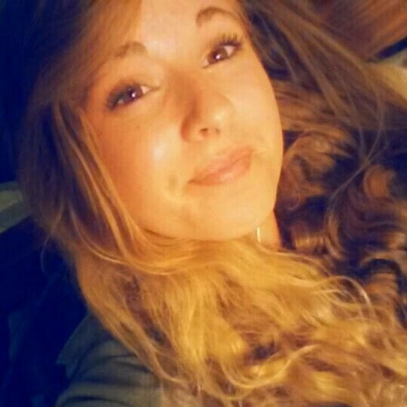 Meet your Posher, Amy - Picture 1 of 1